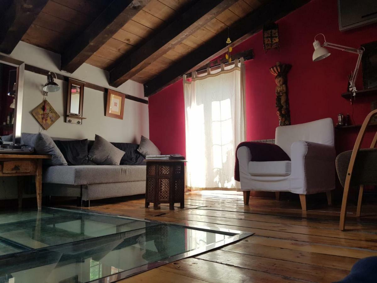 Casa Rural De Anil - Jardin Privado, Wifi, Netflix Y Aire Acondicionado Pensionat Velliza Eksteriør billede